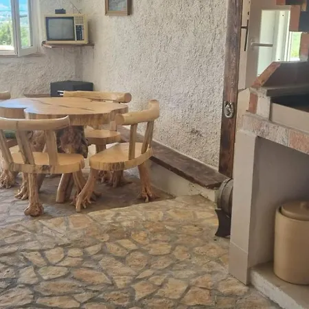 Gasthuis House With Pool Gabi Kaštela